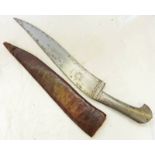 A 19TH CENTURY INDIAN KHANJAR WITH STEEL RECURVED BLADE, 33.
