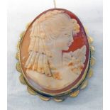 LARGE OVAL CAMEO BROOCH IN 9CT GOLD MOUNT 5.5 X 7.