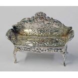 SILVER SETTEE CHESTER 1901