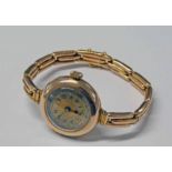 9CT GOLD WRISTWATCH WITH BRACELET MARKED 9CT - TOTAL WEIGHT: 20GM