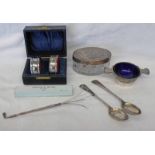 OVAL SILVER TOPPED GLASS BOX LONDON 1921, 2 SILVER TEASPOONS, CASED NAPKIN RINGS, QUAICH,