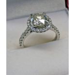 DIAMOND SINGLE STONE RING, THE OLD BRILLIANT CUT DIAMOND APPROX. 2.