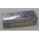 SILVER SNUFF BOX WITH REEDED DECORATION,