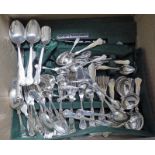 SANDERS & BOWERS SILVER PLATED KNIVES & SELECTION OF SILVER PLATED CUTLERY