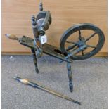 INTERESTING 19TH OR EARLY 20TH CENTURY SMALL SIZE SPINNING WHEEL, DIAMETER OF WHEEL 27.