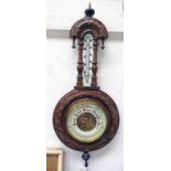 EARLY 20TH CENTURY MAHOGANY CASED ANEROID BAROMETER IN DECORATIVE CASE,