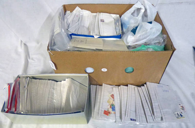 BOX WITH A LARGE QUANTITY OF UK AND WORLDWIDE MINT AND USED STAMPS AND FIRST DAY COVERS, ETC,