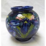 MOORCROFT PORCELAIN BOWL WITH FLORAL DECORATION,