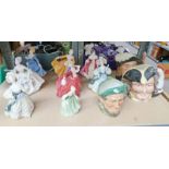 SELECTION OF ROYAL DOULTON CHARACTER JUGS AND PORCELAIN FIGURES OVER ONE SHELF