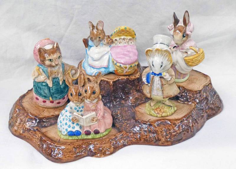 5 BESWICK BEATRIX POTTER FIGURES ON STAND INCLUDING COUSIN RIBBY,