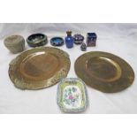 VARIOUS CLOISONNE DISHES, BOWLS, 2 BRASS TRAYS,