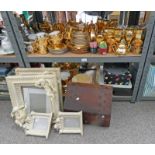 SELECTION OF VARIOUS GILT DECORATED PORCELAIN TO INCLUDE ROYAL WORCESTER,