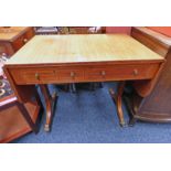 19TH CENTURY INLAID MAHOGANY SOFA TABLE WITH 2 DRAWERS AND SPREADING SUPPORTS