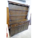 LATE 20TH CENTURY OAK DRESSER WITH PLATE RACK BACK OVER 3 DRAWERS OVER 3 PANEL DOORS 174 CM TALL