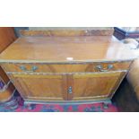 EARLY 20TH CENTURY MAHOGANY BOW FRONT SIDE CABINET WITH DRAWER OVER 2 PANEL DOORS ON BALL & CLAW