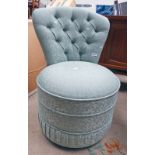 OVERSTUFFED CHAIR WITH BUTTON BACK