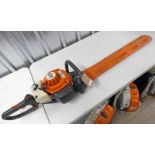 STIHL HS82RC HEDGETRIMMER - YEAR 2017 2 STROKE PROFESSIONAL HEDGE TRIMMER WITH 30" DOUBLE SIDED