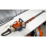 STIHL HS82RC HEDGETRIMMER - YEAR 2017 2 STROKE PROFESSIONAL HEDGE TRIMMER WITH 30" DOUBLE SIDED