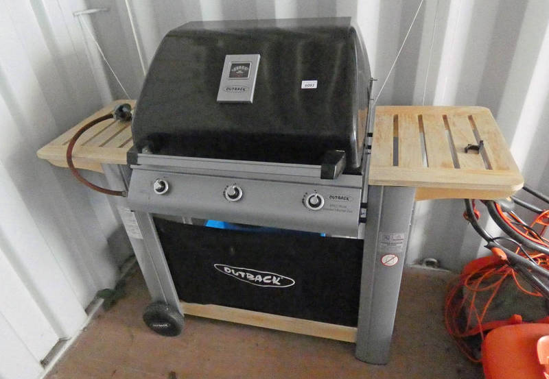 OUTBACK SPECTRUM 3 BURNER GAS BBQ Condition Report: Sold as seen with no guarantee.