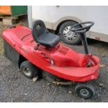 MOUNTFIELD 725M GARDEN RIDE ON LAWNMOWER WITH GRASS BOX Condition Report: Currently