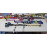 3 PAIRS OF SKIS INCLUDING ATOMIC SL2 AND WEB FISCHER CHILDRENS SKIS