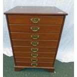 MAHOGANY CHEST OF 3 DRAWERS ON BRACKET SUPPORTS 79CM TALL