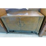 ART DECO OAK SIDEBOARD WITH 3 DRAWERS TO INTERIOR - 145CM LONG