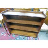 MAHOGANY OPEN BOOKCASE WITH 2 FITTED SHELVES LENGTH 107CM