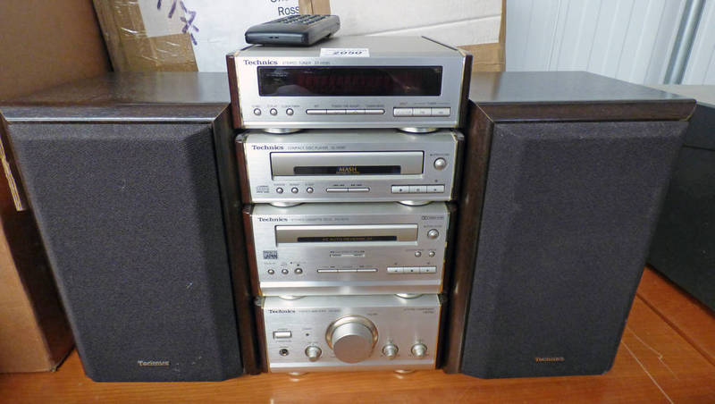 TECHNICS STEREO SYSTEM