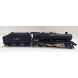 HORNBY DUPLO DOUBLE GAUGE 2-8-0 BR BLACK 48158 LOCOMOTIVE AND TENDER.