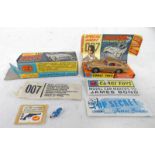 CORGI TOYS 261 - JAMES BOND ASTON MARTIN D.B.5 WITH ENVELOPE, FIGURES & STICKER BADGE.