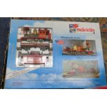 MARKLIN MAXI S54401 - WESTERN STARTER SET WITH METAL TANK LOCOMOTIVE: CABOOSE, LOW SIDE CAR, TRACK,