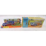 CORGI TOYS 440 - FORD CONSOL CORTINA SUPER ESTATE CAR WITH GOLFER, CADDIE BOY, TROLLEY & BAG.