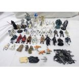 SELECTION OF MODERN STAR WARS FIGURES INCLUDING DARTH MAUL, HAN SOLO,