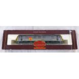 HORNBY/TOPLINK R2005 00 GAUGE CLASS 90 RAILFREIGHT DISTRIBUTION 90135 LOCOMOTIVE.