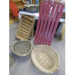 METAL AND WOOD SLEDGE,