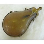 19TH CENTURY HORN POWDER FLASK WITH SPRING LOADED MEASURE ON 19CM EXTENDED