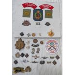 SELECTION OF BADGES AND BROOCHES TO INCLUDE A R.A.F. IRAQ SWEET HEART BROOCH AND ONE OTHER MARKED A.