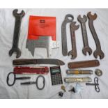 RAILWAY RELATED TOOLS TO INCLUDE A LNWR 1911 SPANNER, LNWR 1919 SPANNER, TWO CARRIAGE KEYS,