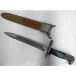 COPY OF A US MODEL 1905 KNIFE / BAYONET WITH 25CM LONG BLADE MARKED 'AFH' AND 'US' TO BLADE,
