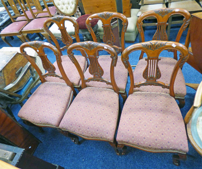 SET OF 6 19TH CENTURY MAHOGANY DINING CHAIRS ON CABRIOLE SUPPORTS,