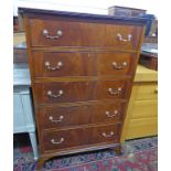 LATE 19TH CENTURY/EARLY 20TH CENTURY MAHOGANY CHEST OF 5 DRAWERS ON BRACKET SUPPORTS - 124CM TALL