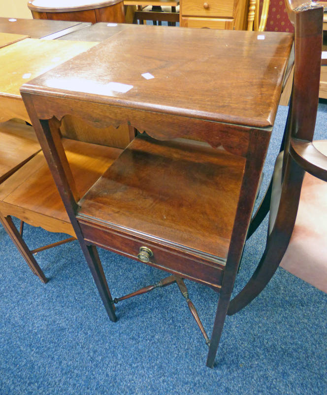 19TH CENTURY MAHOGANY BEDSIDE TABLE WITH DRAWER & UNDER STRUCTURES 82 CM TALL