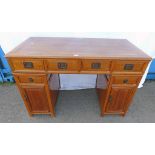 ORIENTAL HARDWOOD TWIN PEDESTAL DESK WITH 6 DRAWERS & 2 PANEL DOORS 89CM TALL 132CM WIDE