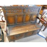 19TH CENTURY OAK HALL BENCH WITH LIFT-UP SEAT,