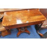 19TH CENTURY ROSEWOOD TURNOVER CARD TABLE WITH TURNED COLUMN 74CM TALL