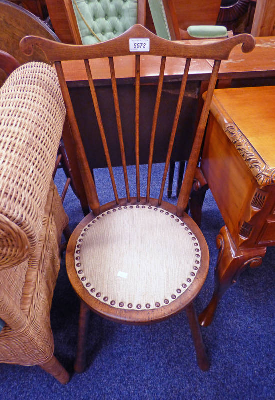 EARLY 20TH CENTURY WALNUT HAND CHAIR WITH SPAR BACK & TURNED SUPPORTS