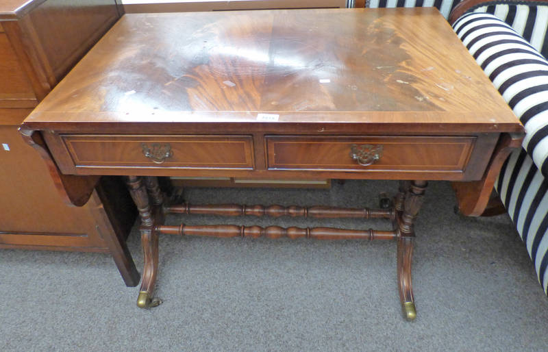 MAHOGANY SOFA TABLE WITH BOXWOOD INLAY & 2 DROP LEAVES WITH UNDERSHELVES & 2 FRIEZE DRAWERS