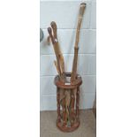 HARDWOOD STICK STAND WITH CLUB BROLLY & STICKS