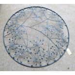 DECORATIVE CIRCULAR GARDEN WALL-HANGING ORNAMENT,